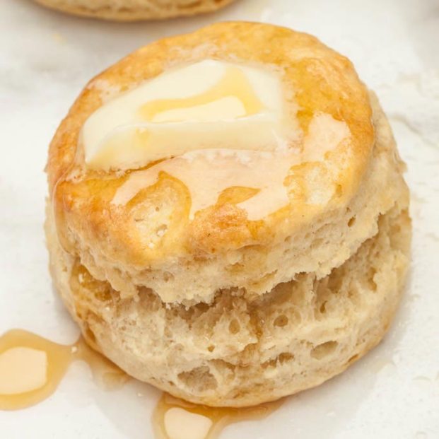 buttermilk-biscuits-chew-out-loud-the-fleur-and-flour