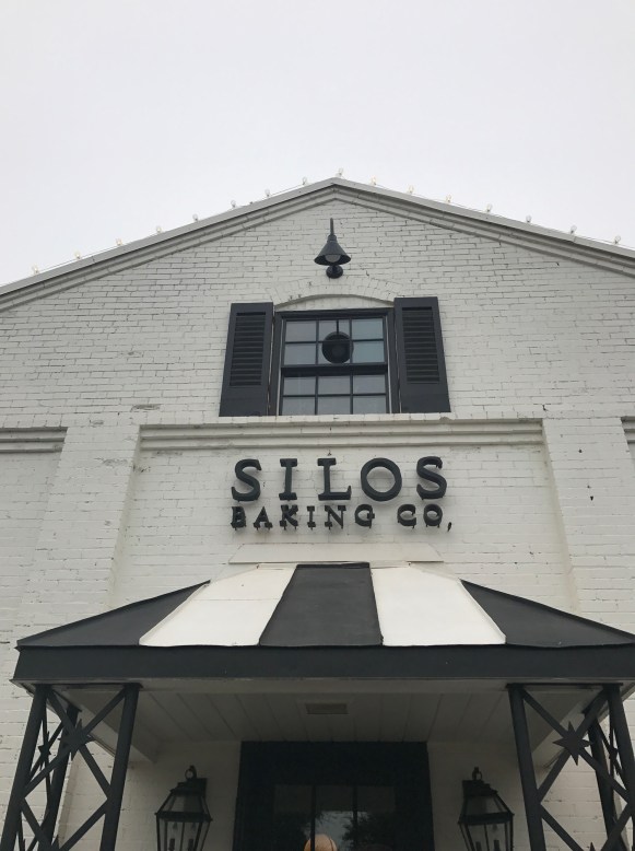 magnolia-silos-baking-outside