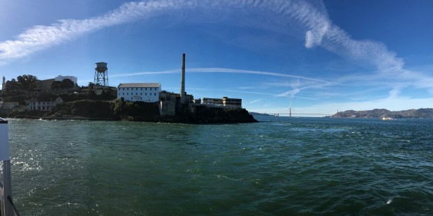san-fran-alcatraz-pano-golden-gate-bridge